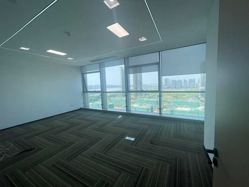 广孚中心出租-400.41m²-简单装修