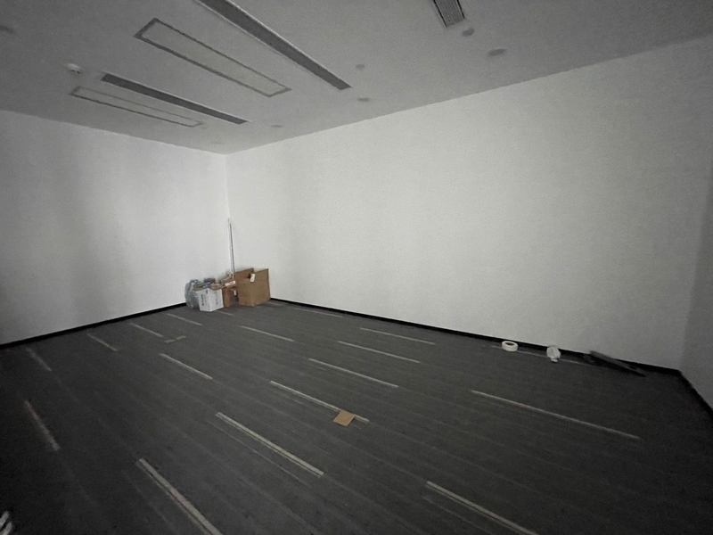 广孚中心出租-126.16m²-简单装修